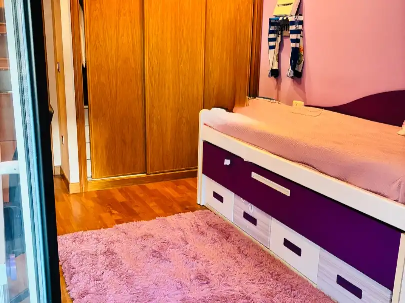 Schlafzimmer von Wohnung zum Verkauf in Errenteria mit Terrasse und Balkon