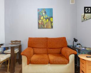 Living room of Flat to rent in  Madrid Capital  with Air Conditioner and Balcony