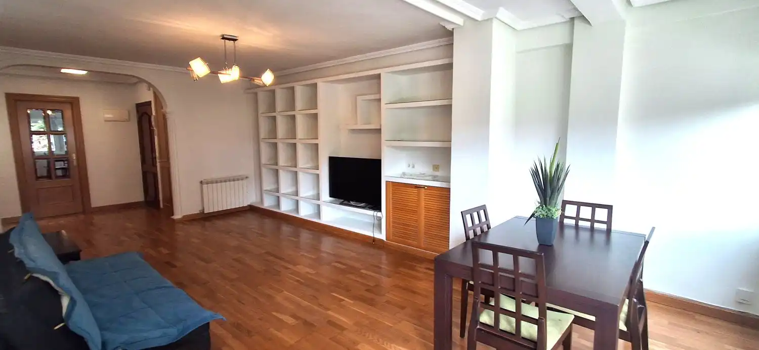 Living room of Flat for sale in Valladolid  with Heating and Parquet flooring