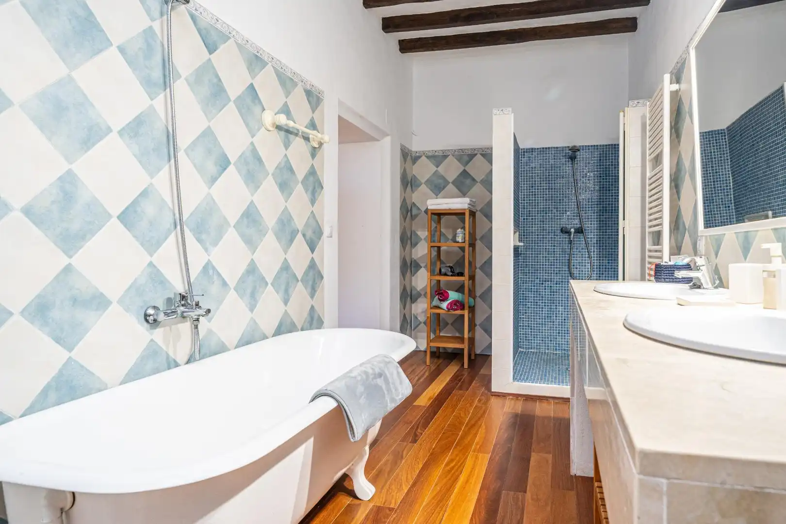 Baño de Edificio en venta en Inca con Alarma y Piscina comunitaria