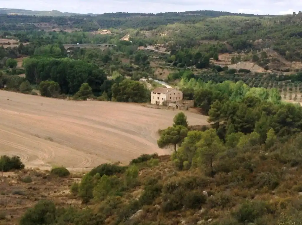 Finca rústica en venta en Calaceite con Jardín privado, Trastero y Piscina