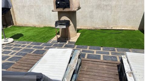Foto 2 de Casa adosada en venta en Coreses, Zamora