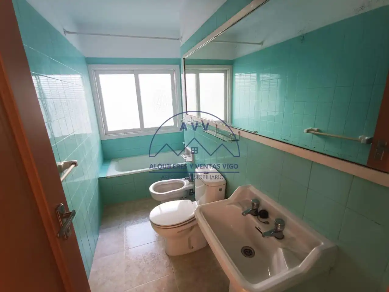Flat for rent in Torrecedeira, Berbés - Peritos