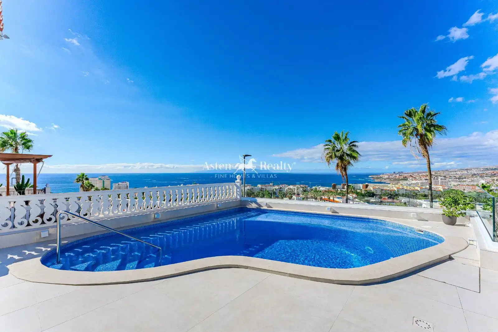 Casa con piscina en venta en Europa, imagen 2
