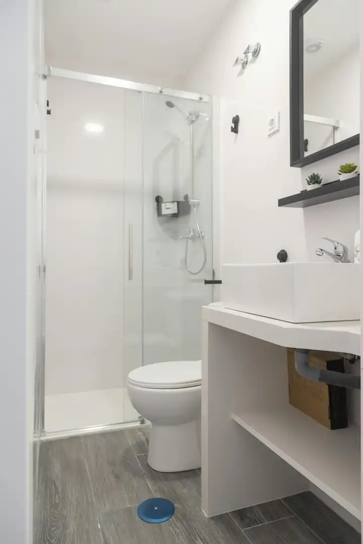 Baño de Piso de alquiler en Madrid con Aire acondicionado, Calefacción y Amueblado