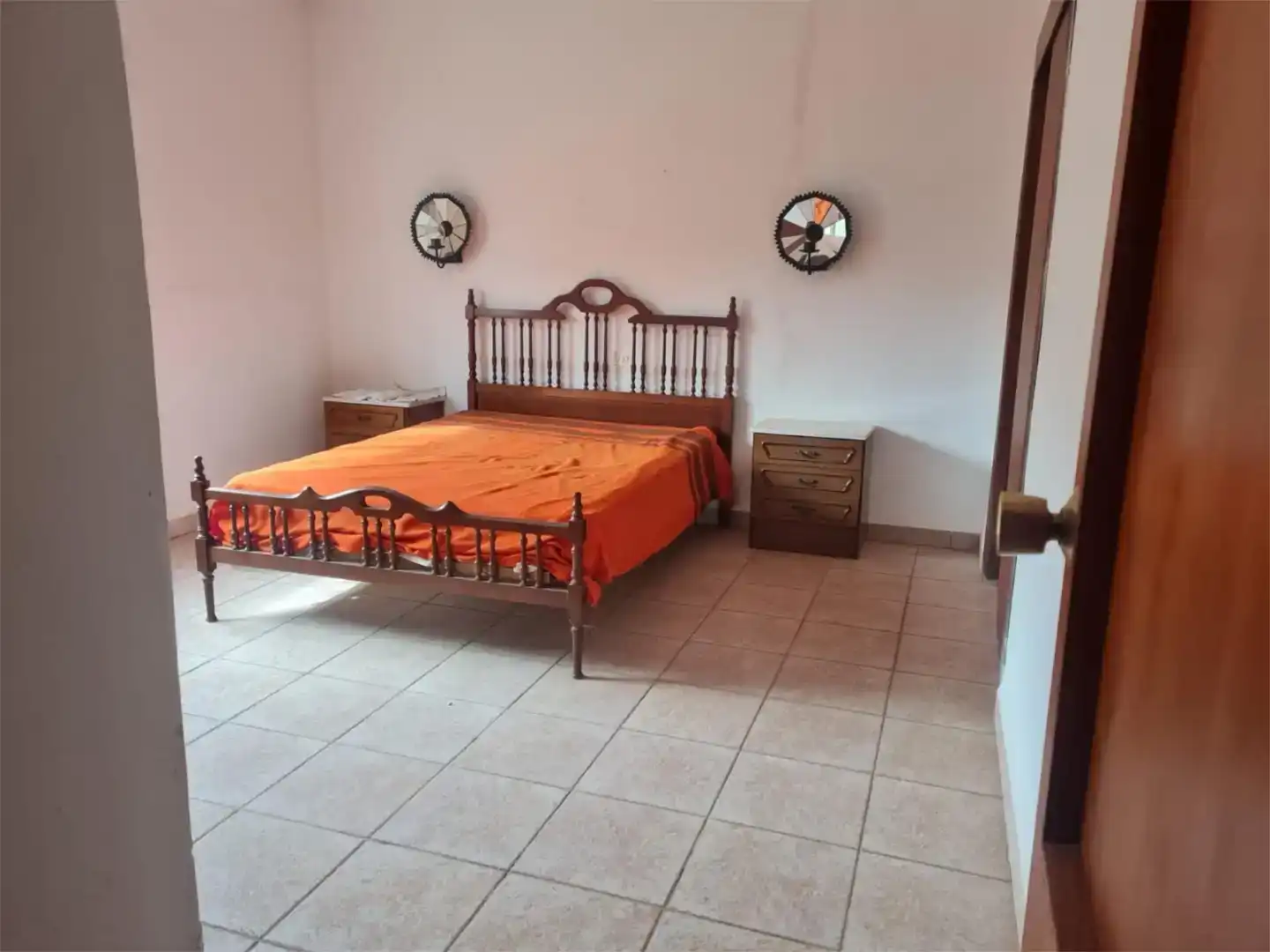 Habitación de Casa o chalet en venta en Villagarcía del Llano con Jardín privado y Trastero