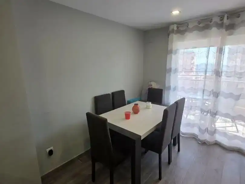 Esszimmer von Wohnung zur Miete in Gandia mit Klimaanlage, Schwimmbad und Möbliert