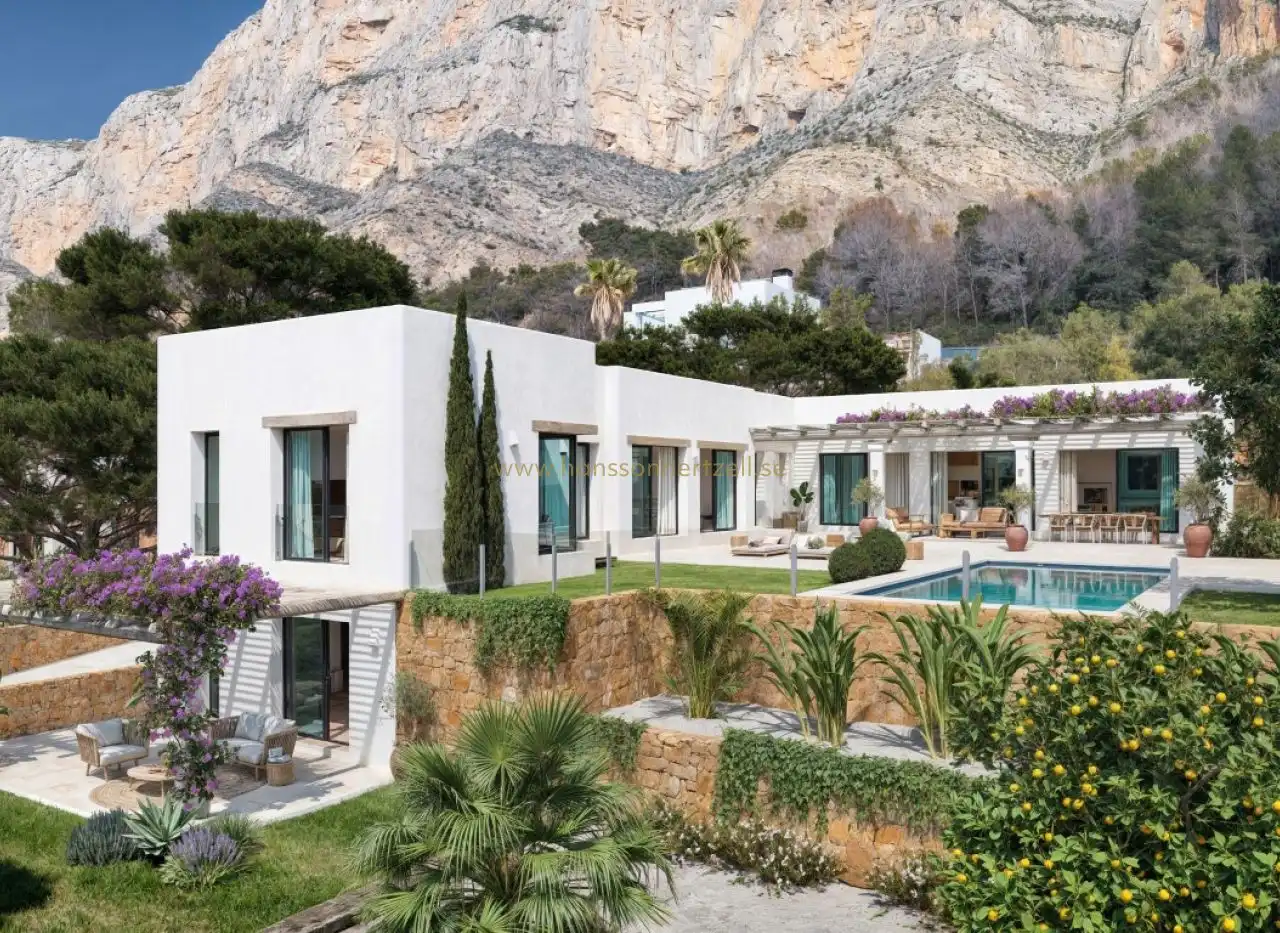 Garden of Houses for sale in Murla
