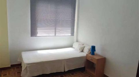 Foto 4 de Piso en venta en Casco Antiguo - Sta. Cruz - Ayuntamiento, Alicante / Alacant