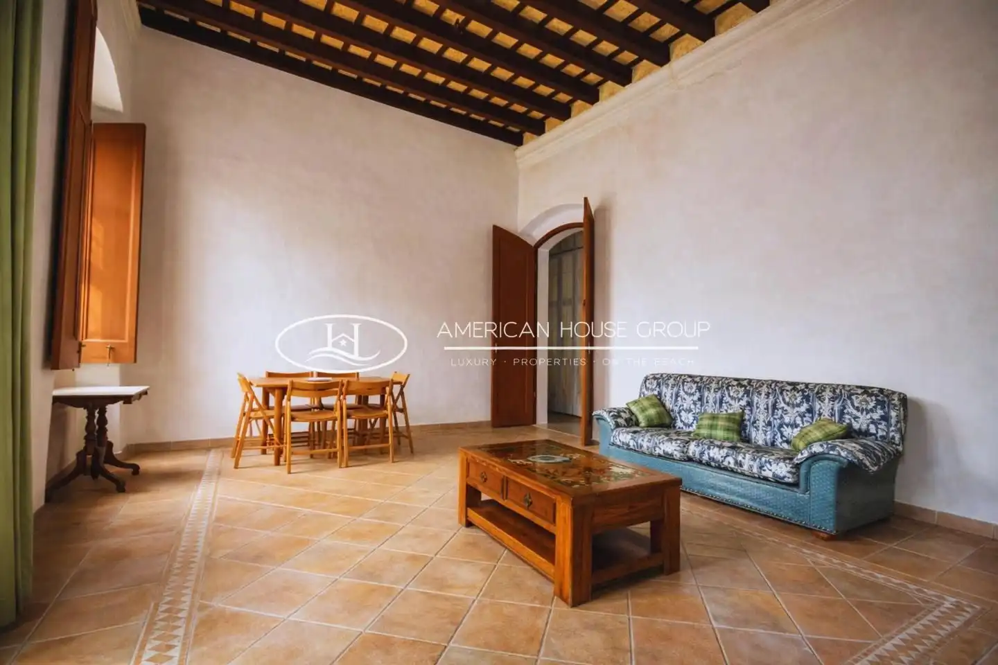 Sala de estar de Edificio en venta en Chiclana de la Frontera