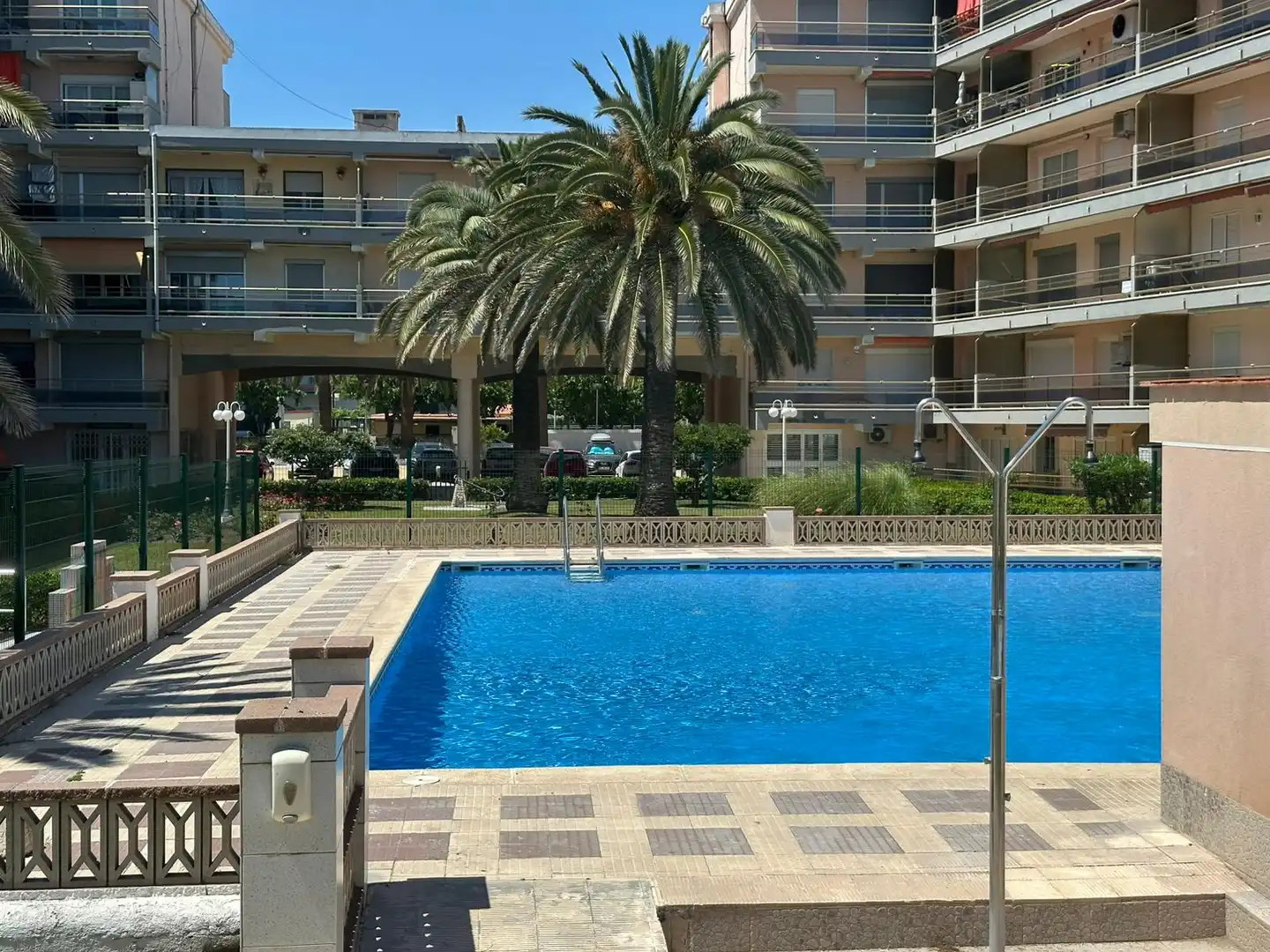 Piscina de Planta baja en venta en Vila-seca con Parquet, Balcón y Alarma