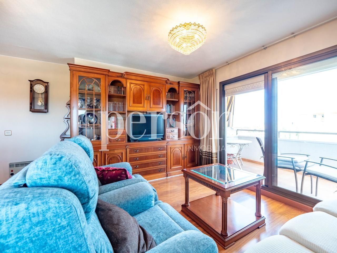 Living room of Flat for sale in  Valencia Capital  with Air Conditioner, Terrace and Storage room