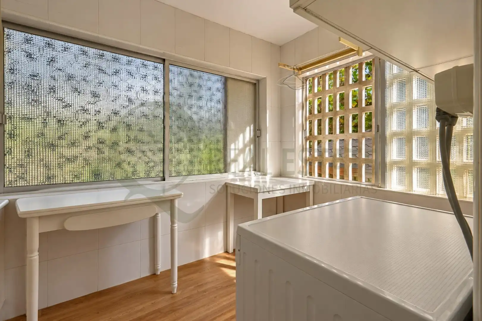 Badezimmer von Haus oder Chalet zum Verkauf in Alicante / Alacant mit Klimaanlage, Heizung und Privatgarten