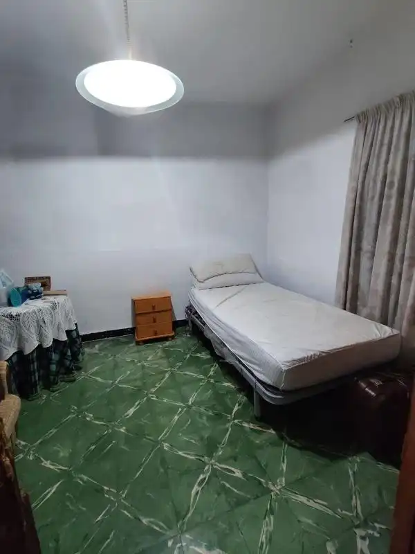 Casa aparellada amb terrassa en venda a Pego, imagen 12