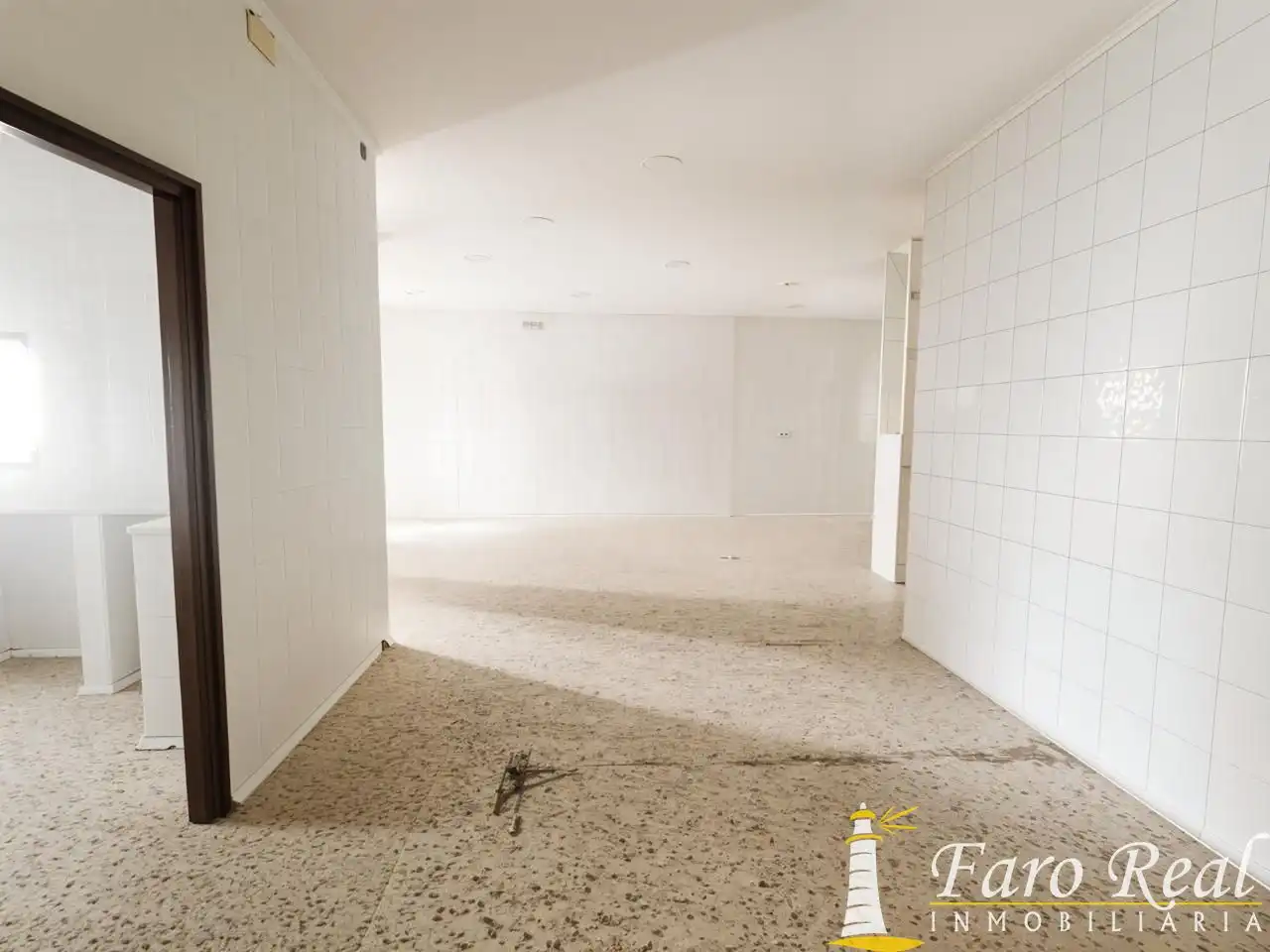 Local comercial en venta en Ayuntamiento - Barrio Alto