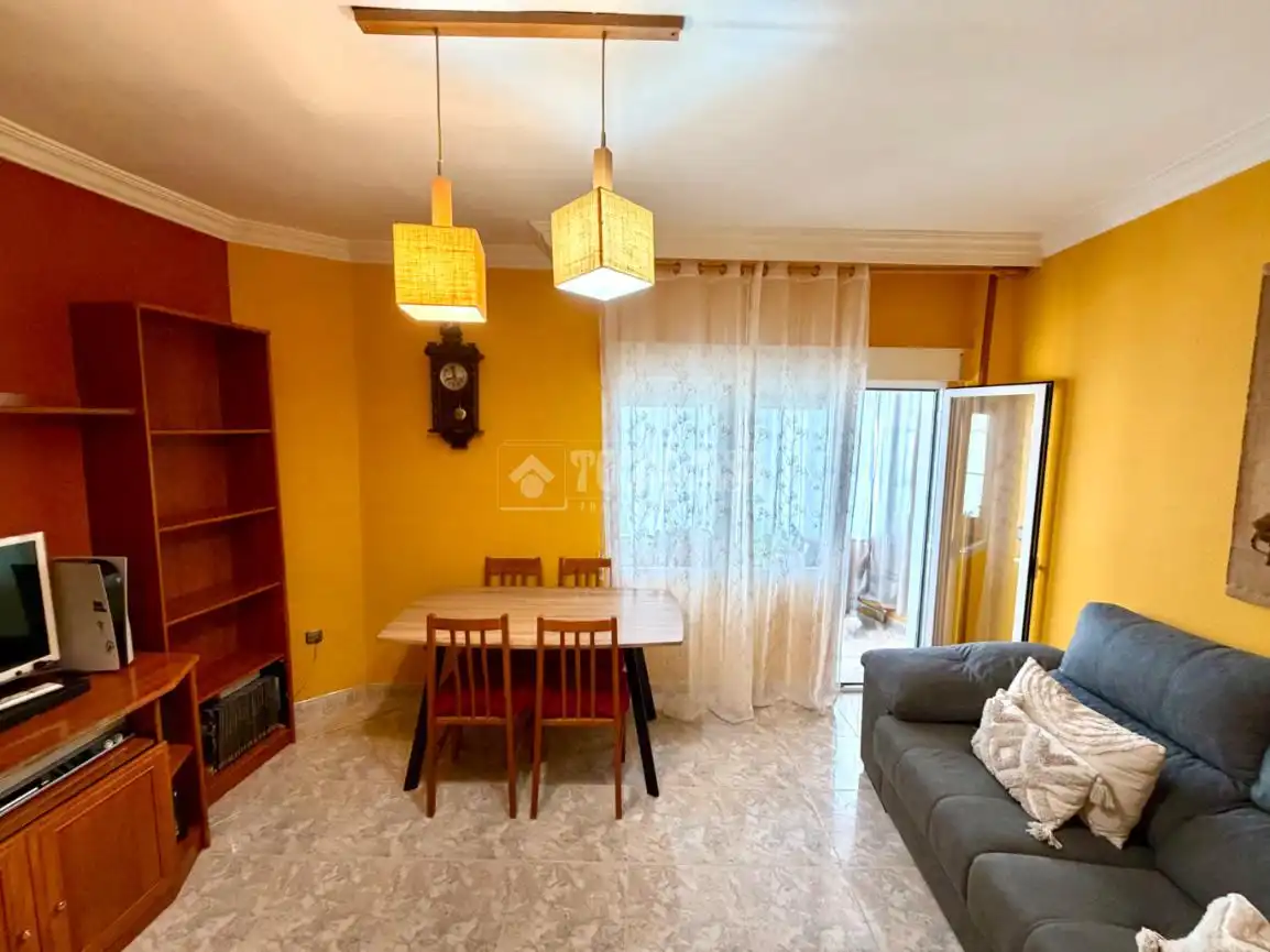 Sala de estar de Piso en venta en Marchamalo con Calefacción y Terraza