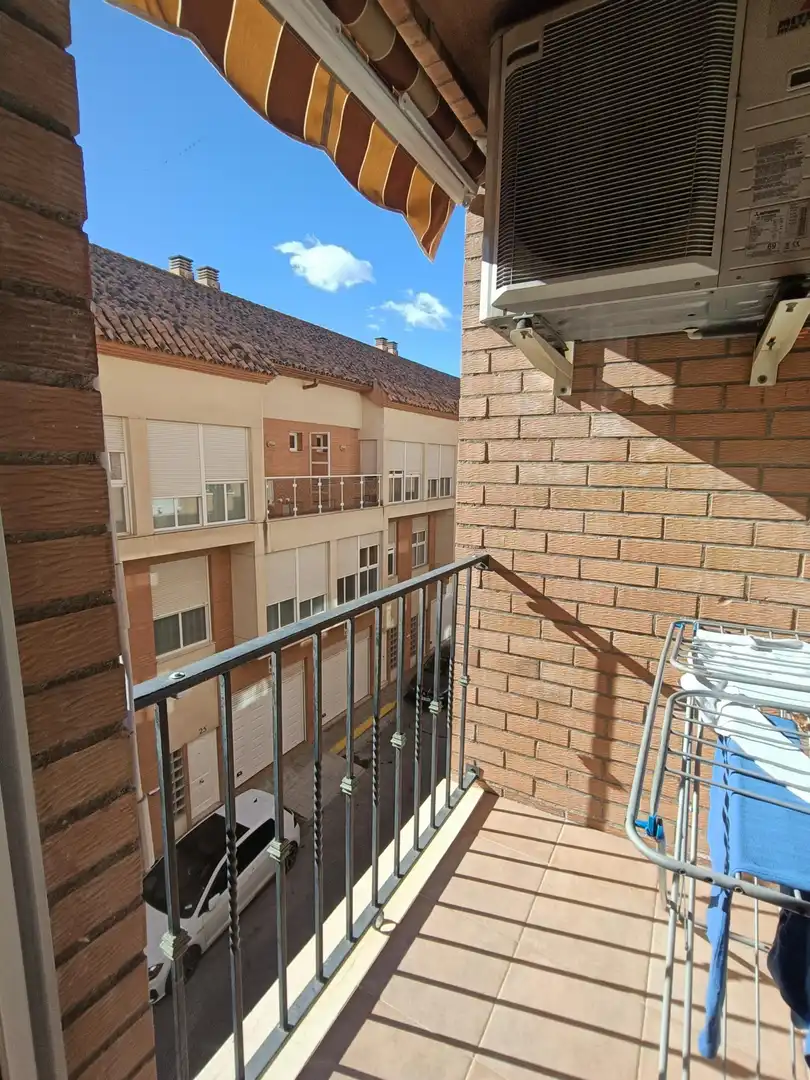 Vista exterior de Piso en venta en Castellón de la Plana / Castelló de la Plana con Aire acondicionado, Calefacción y Parquet