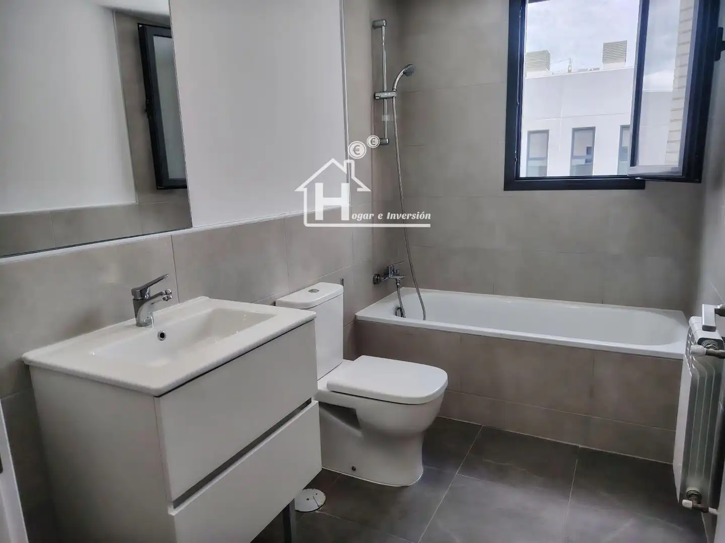 Baño de Ático de alquiler en Guadalajara con Aire acondicionado, Calefacción y Terraza