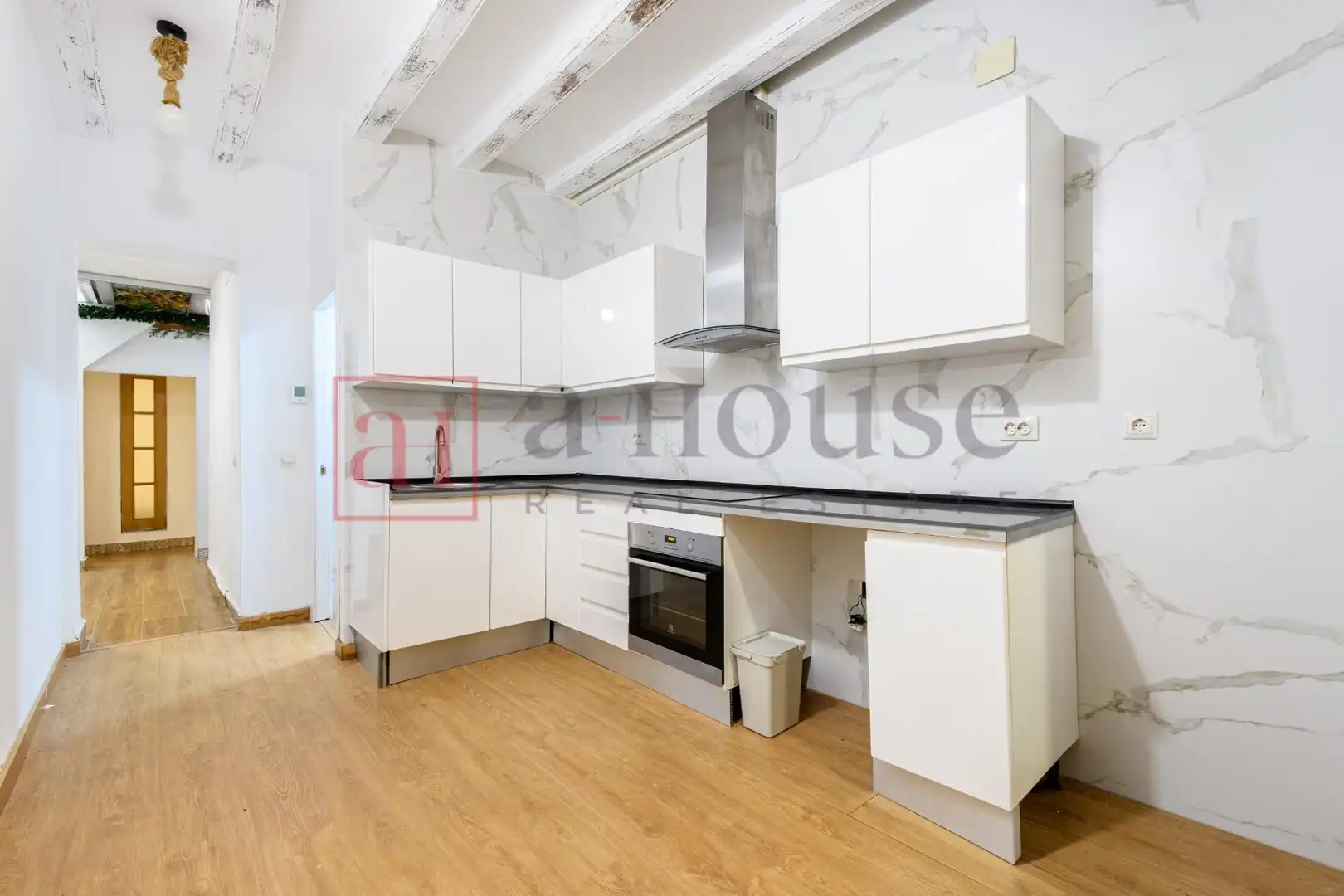 Cocina de Planta baja en venta en Barcelona con Parquet y Alarma