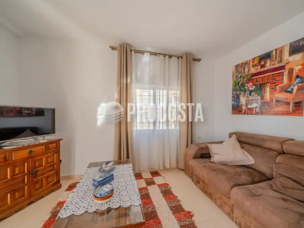 Habitación de Piso en venta en Almuñécar con Terraza y Internet