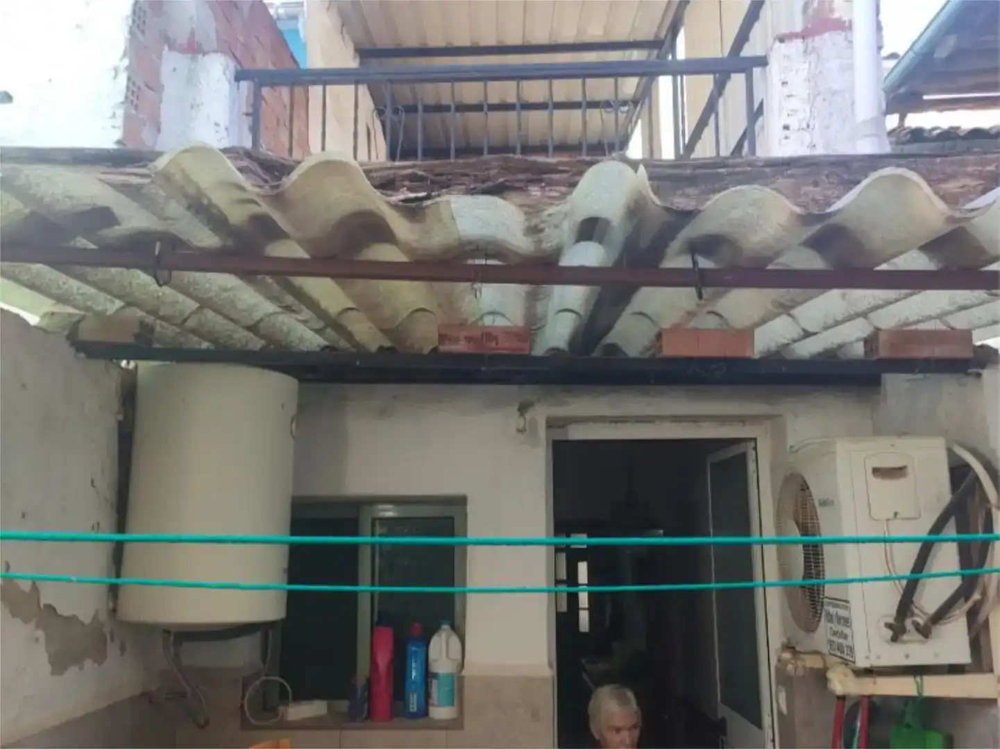 Terrassa de Casa adosada en venda en Castellar amb Aire condicionat, Moblat i Balcó