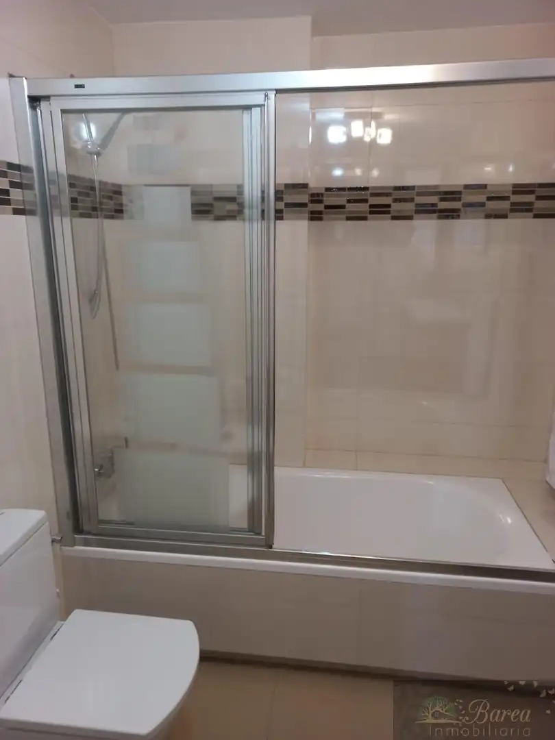 Baño de Piso en venta en Rute con Terraza y Balcón