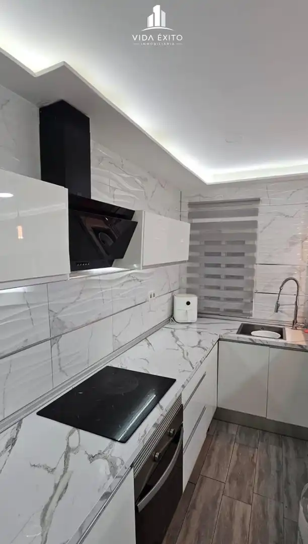 Küche von Wohnung zum Verkauf in Linares mit Balkon