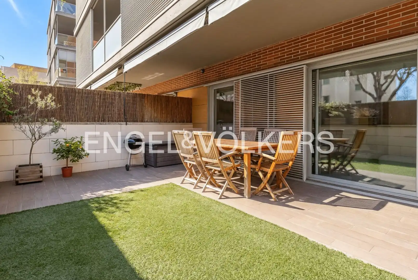 Terraza de Piso en venta en Sant Cugat del Vallès con Aire acondicionado, Calefacción y Jardín privado