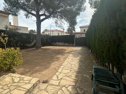 Jardí de Casa o xalet en venda en Mont-roig del Camp amb Aire condicionat, Terrassa i Balcó