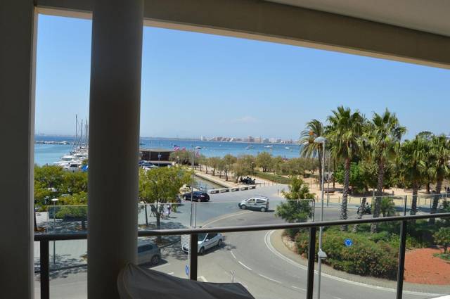 Piso en Venta en  Avinguda de la Riera de la Cuana en Almadrava - Canyelles - Puig-Rom