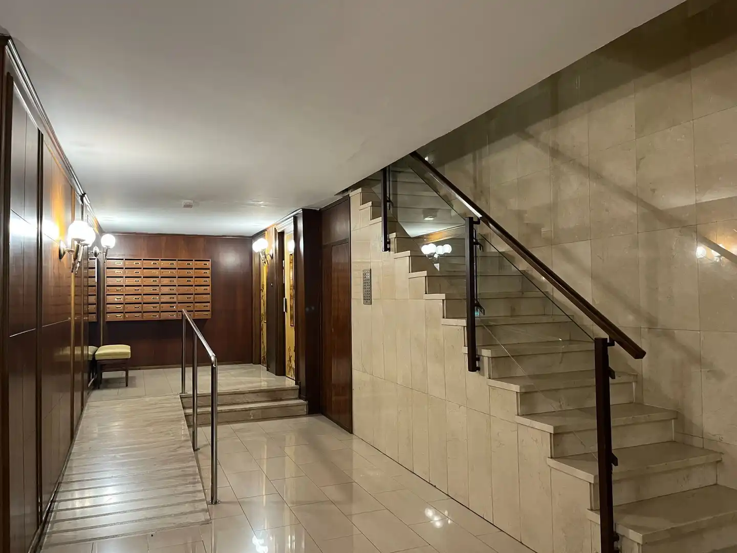 Piso con ascensor en venta en NAPOLS 216, imagen 48