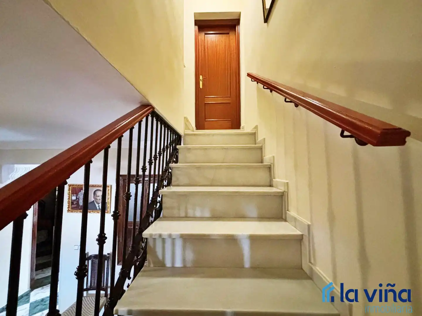 Houses for sale in Antequera  with Air Conditioner, Terrace and Storage room