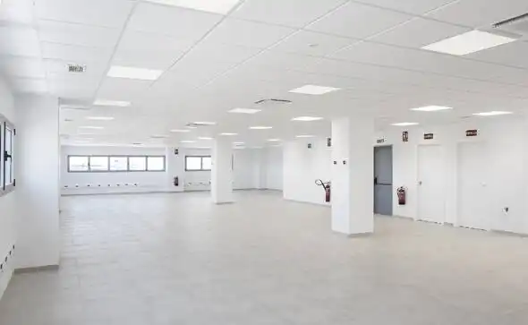 Industrial building to rent in Perales del Río, imagen 4