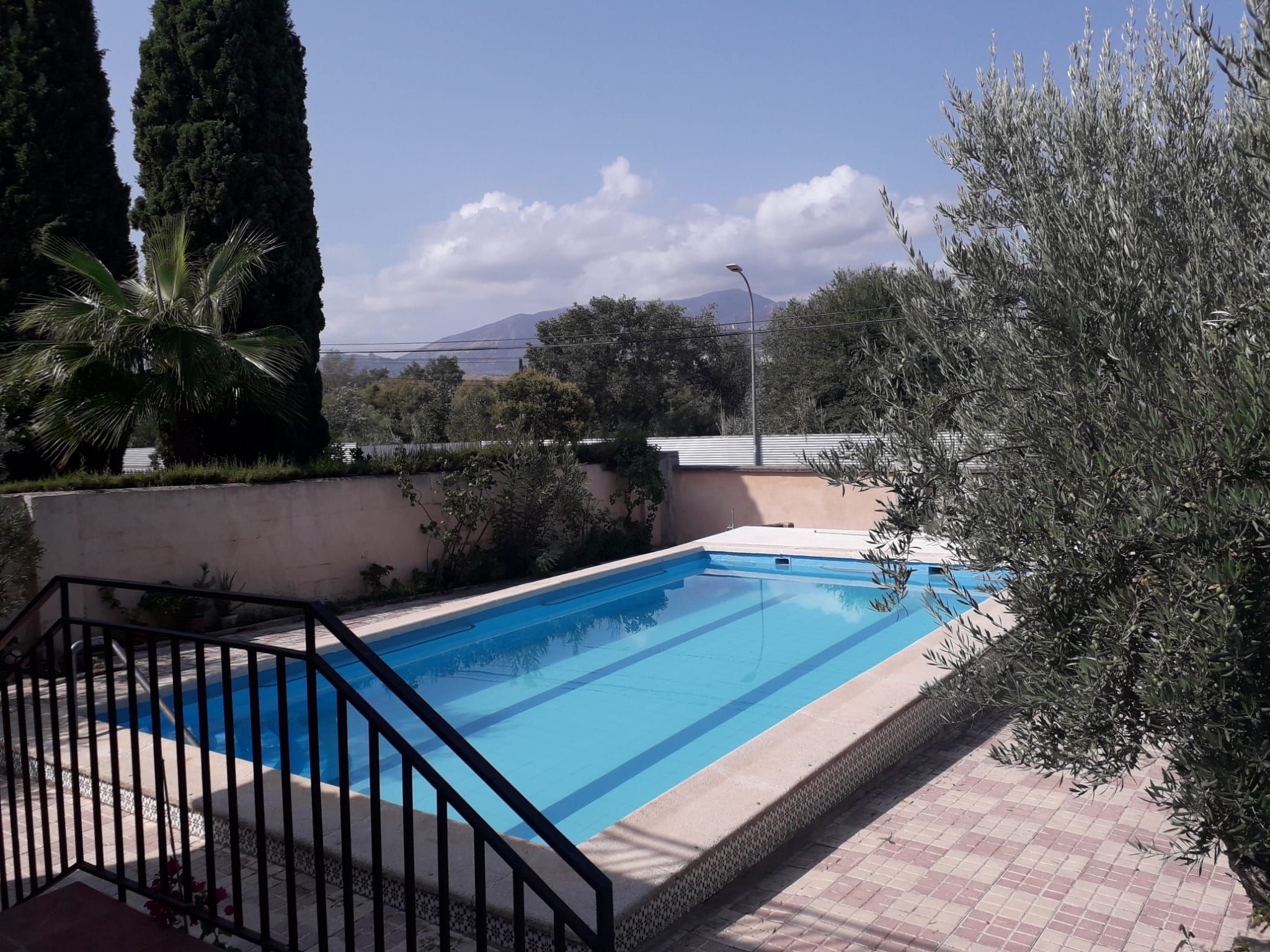 Piscina de Casa o xalet en venda en  Jaén Capital amb Aire condicionat, Calefacció i Piscina