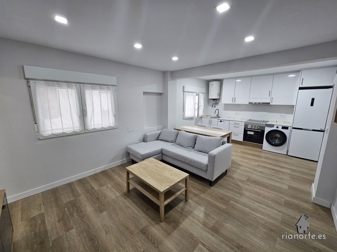 Living room of Flat to rent in Avilés  with Heating