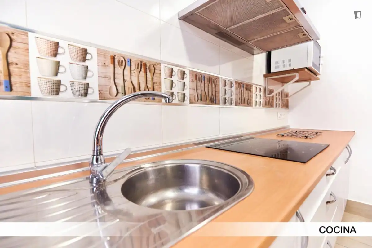 Habitación en Sector Sur - La Palmera - Reina Mercedes
