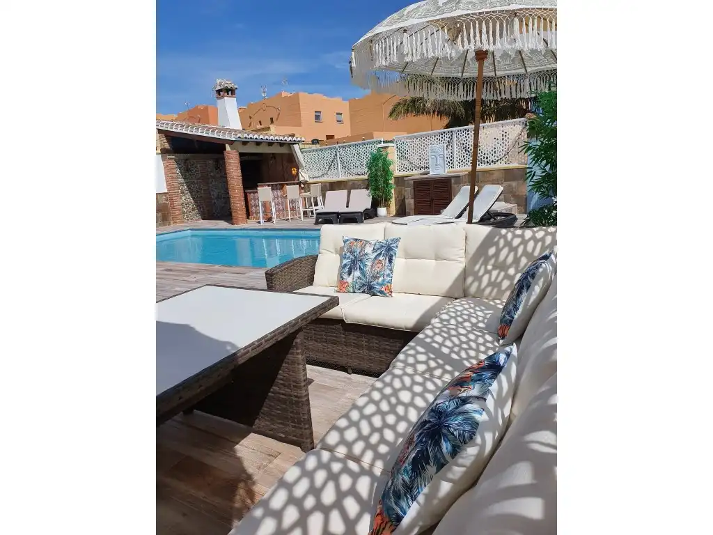 Villa con piscina in vendita a Torre del Mar, imagen 3