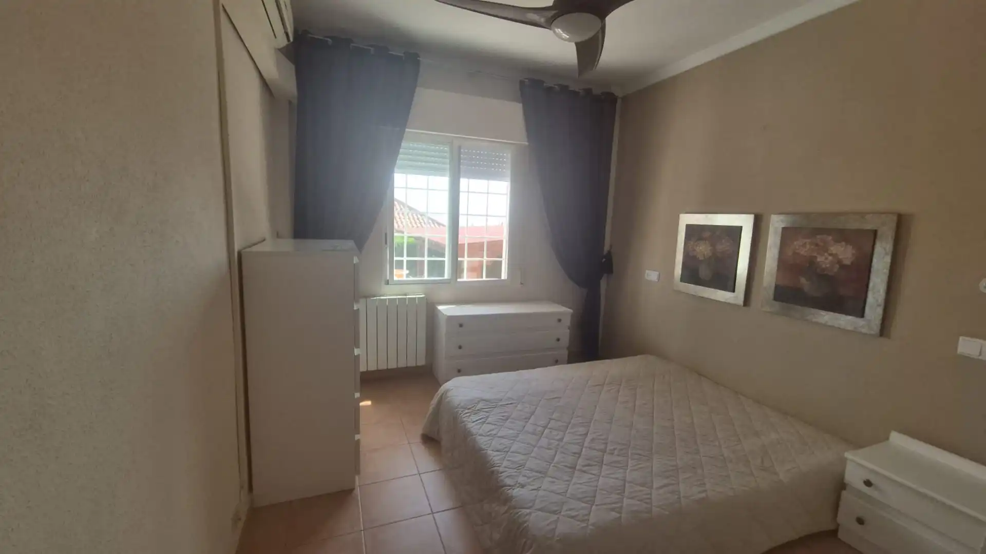 Habitación de Casa o chalet en venta en Molina de Segura con Aire acondicionado, Calefacción y Jardín privado
