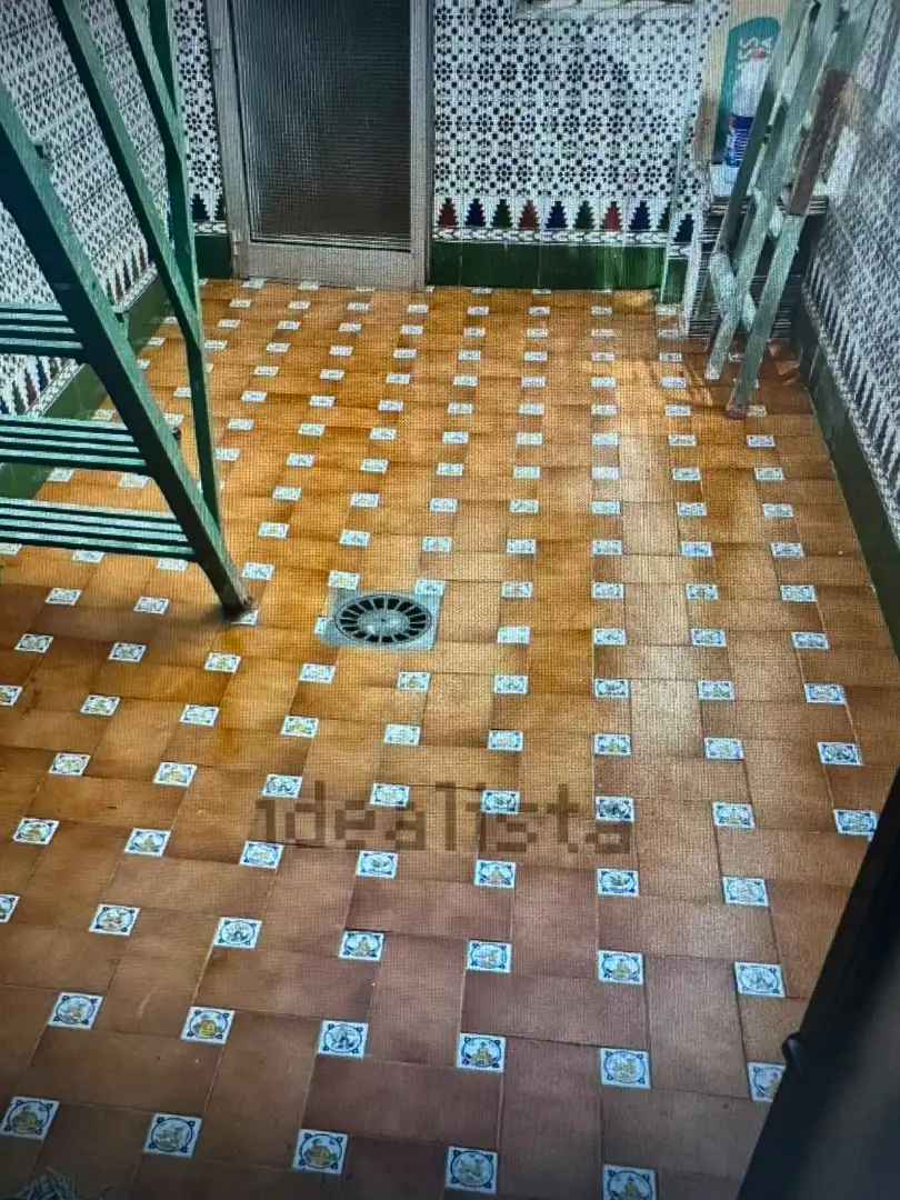 Exterior view of Houses for sale in Sevilla  with Terrace and Balcony