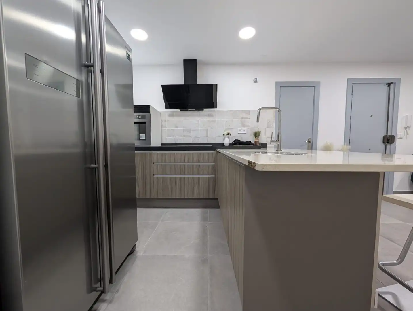 Kitchen of Attic for rent in Badalona  with Air Conditioner, Parquet flooring and Terrace