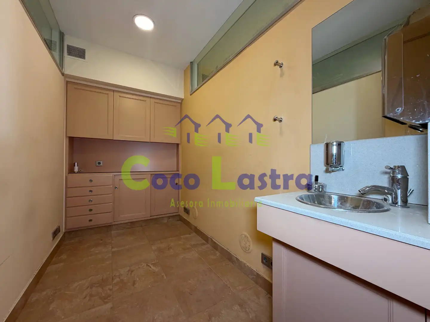Office space with lift for sale in Calle Pozo Amarillo, imagen 28