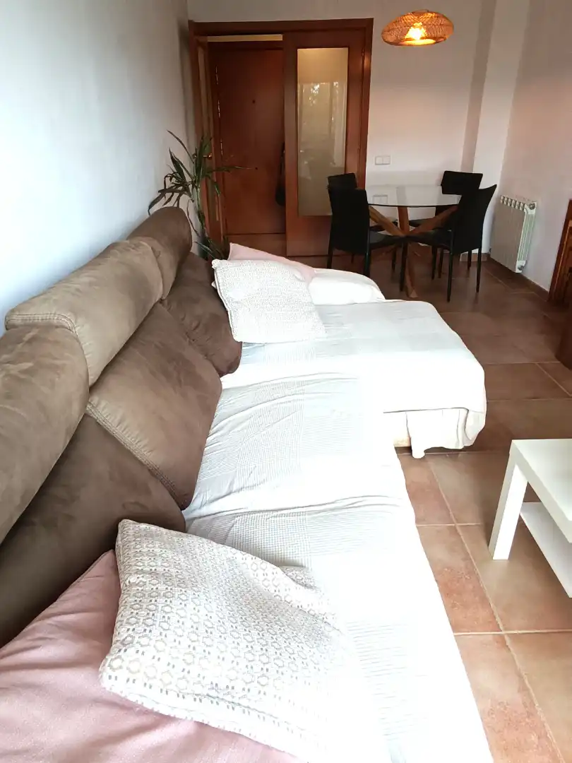 Sala d'estar de Pis de lloguer en Palafrugell amb Calefacció, Moblat i Forn