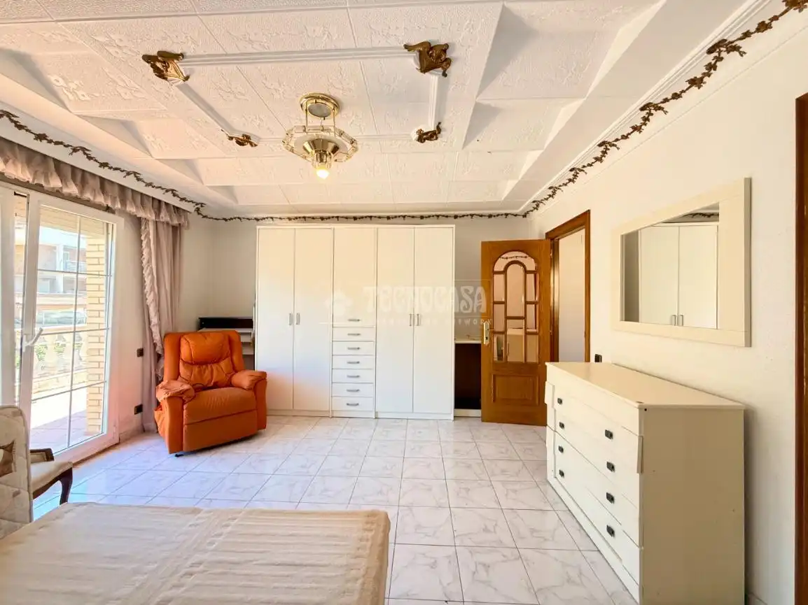 Habitación de Casa o chalet en venta en Canyelles con Terraza y Piscina