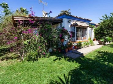 Villa con piscina in vendita a Los Franceses – La Vega