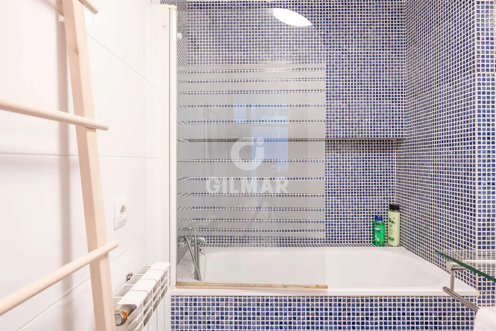Bathroom of Flat for sale in Madrid  with Heating