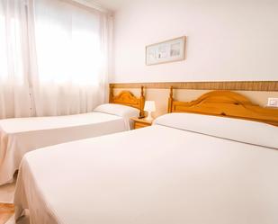 Bedroom of Building for sale in Fuengirola