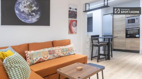 Foto 4 de Apartament per a compartir a San Fermín, Madrid
