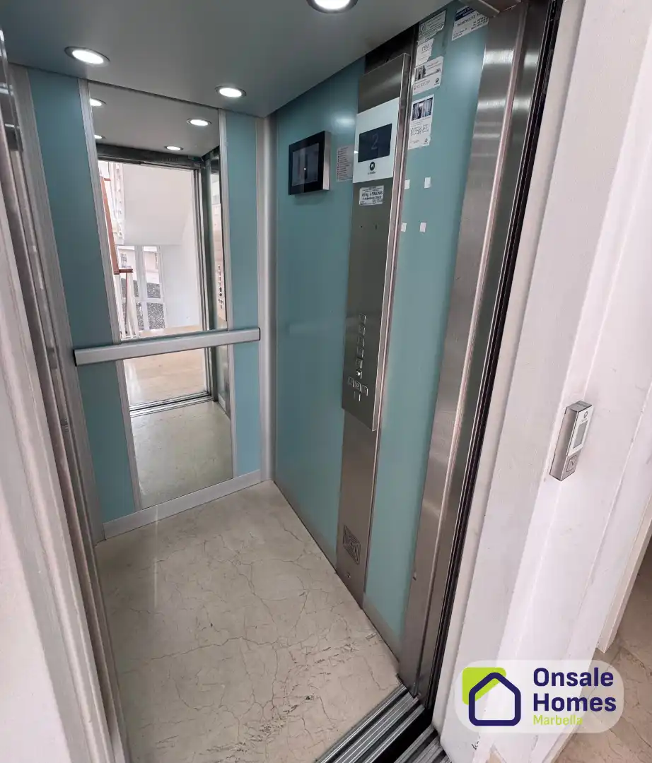 Piso en venta en Estepona con Aire acondicionado y Terraza