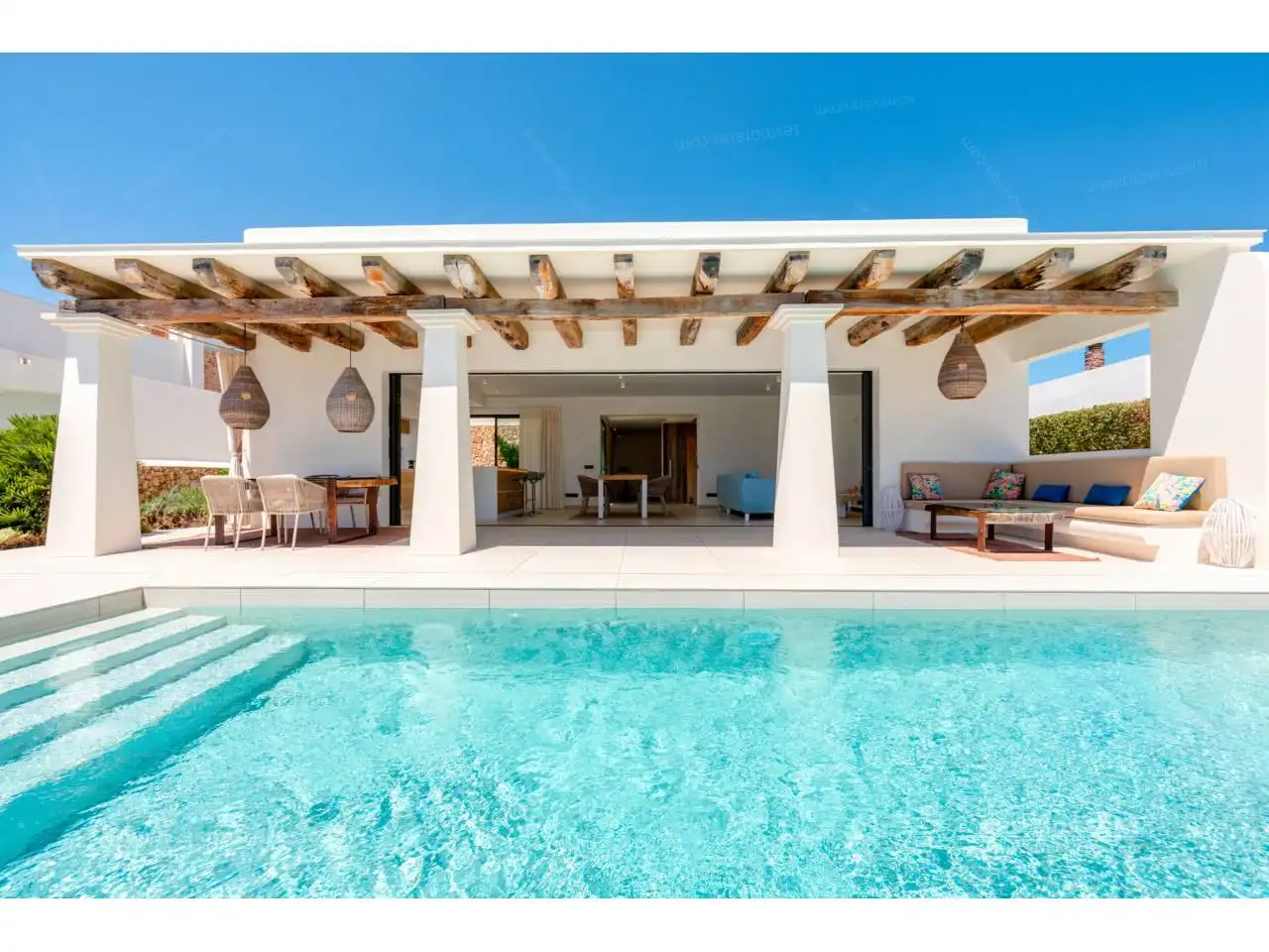 Villa mit Pool zum Verkauf in Punta Grossa