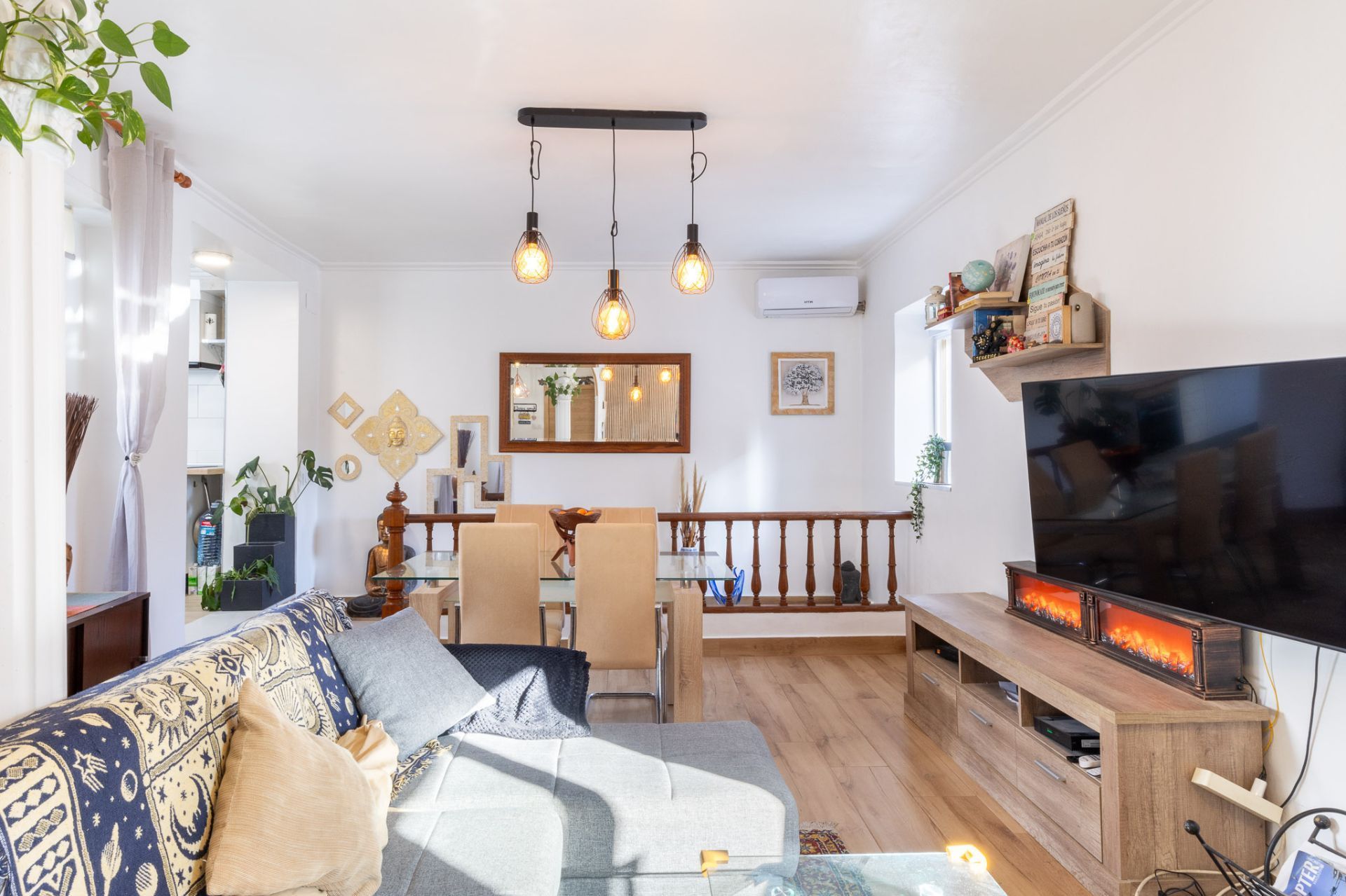 Living room of Duplex for sale in Oliva  with Air Conditioner and Terrace